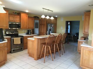 17333 Humke Rd, Dubuque, IA 52002