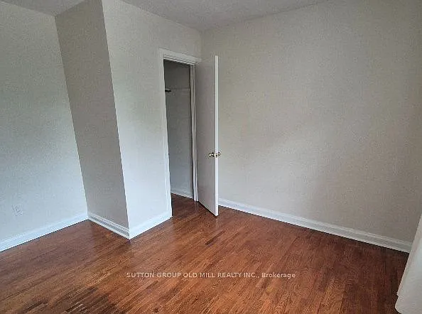 2355 Lakeshore Rd W #2 — Photo 13