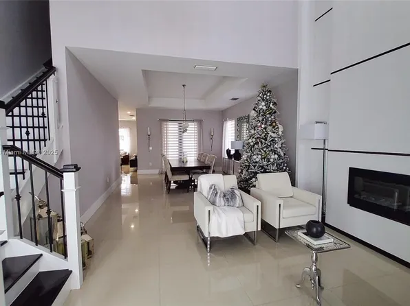 14680 SW 17th St, Miami, FL