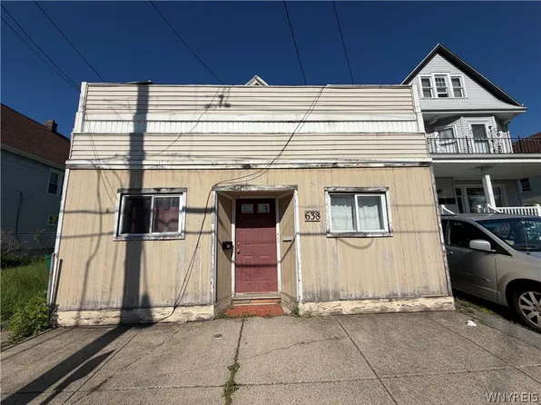 638 Hopkins St, Buffalo, NY 14220
