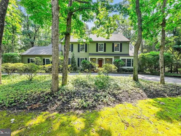13 Highwood Ct, Medford, NJ 08055