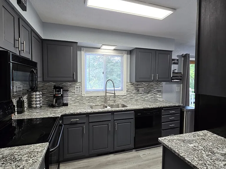 Dodder Ln SW — Photo 4
