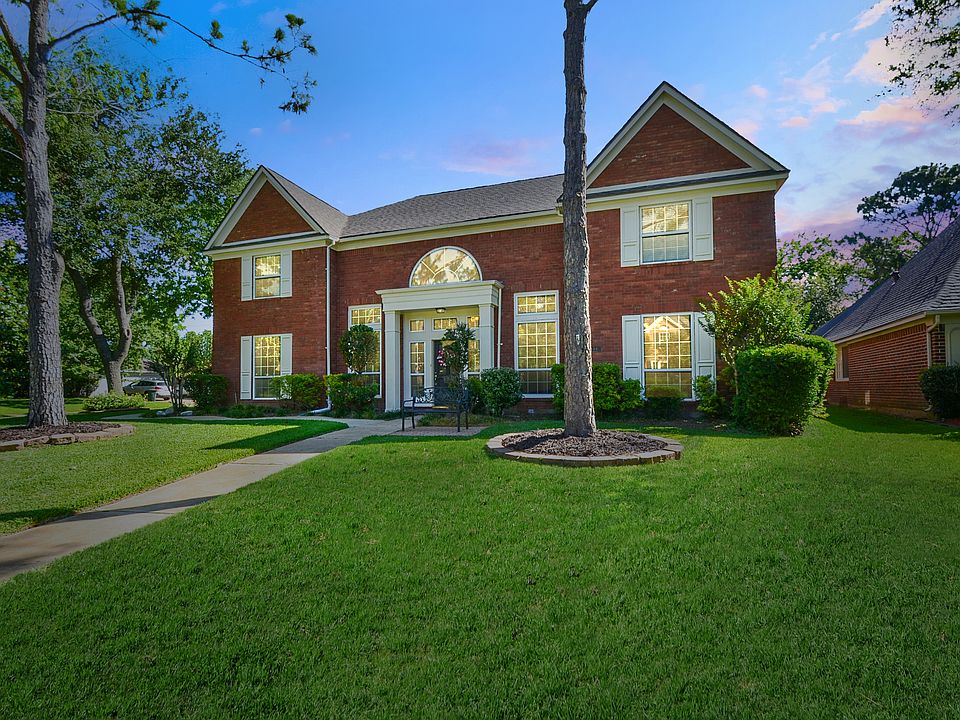 1st image of 1803 Breezy Bend Dr