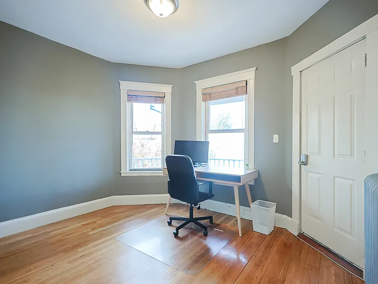 51 Whitten St #3 — Photo 3