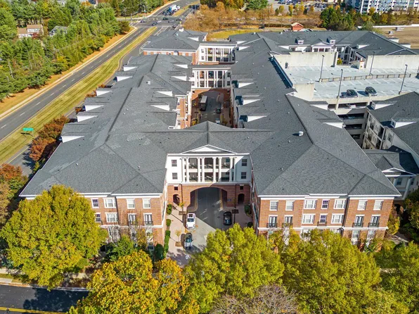 7 Booth St Unit 102, Gaithersburg, MD 20878