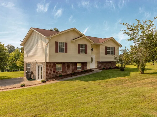 1433 Dustin Dr, Dalton, GA 30720