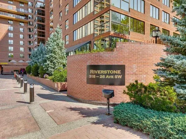 318 26th Ave SW Unit 902, Calgary, AB T2S 2T9