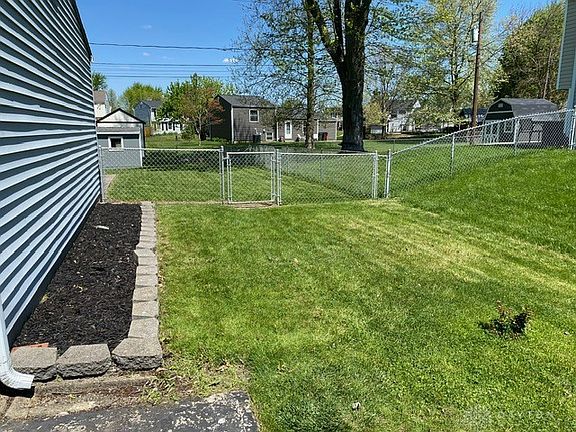 4th image of 218 Brookwood Dr