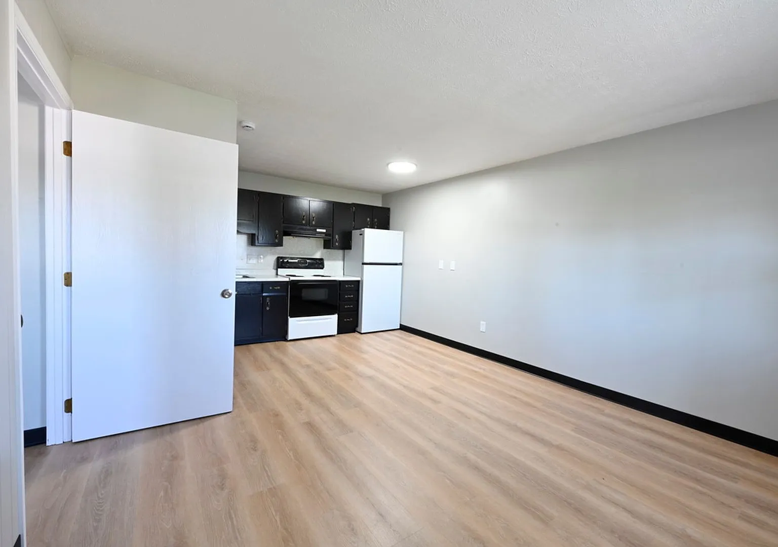 1 Bed / 1 Bath Apartment for Rent in Mansfield, OH — Photo 3
