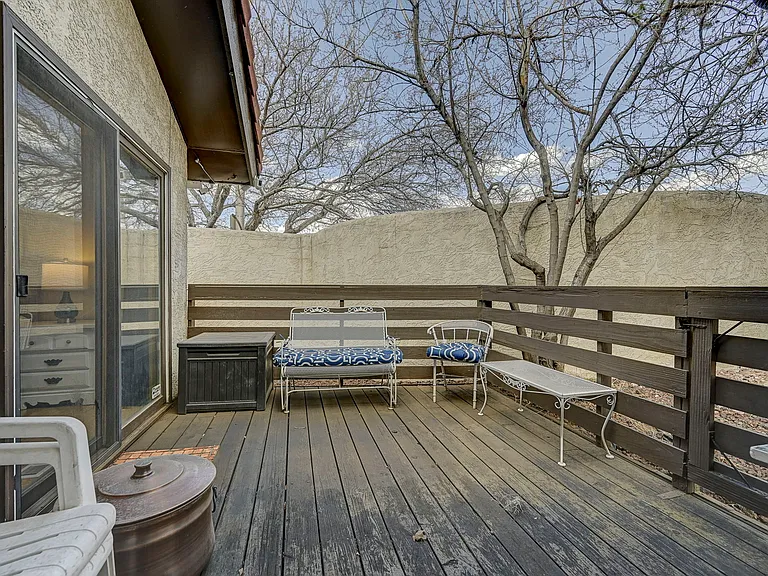 2908 Camino Cielo Ct — Photo 24