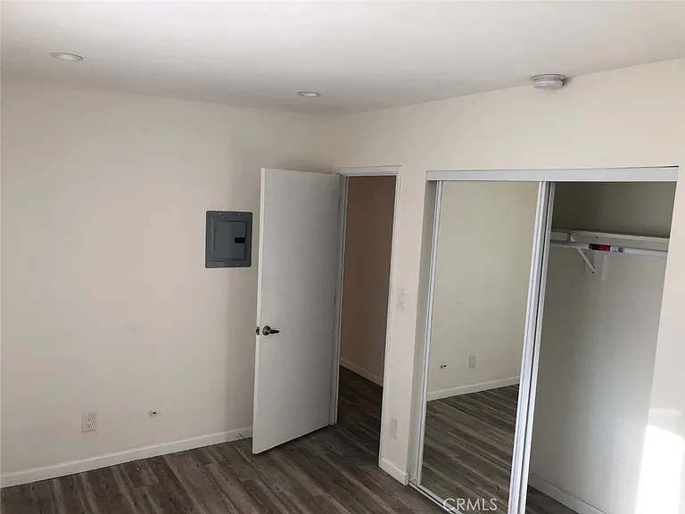 11572 Braddock Dr — Photo 2
