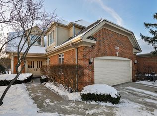 2535 Stonebridge Ln, Northbrook, IL