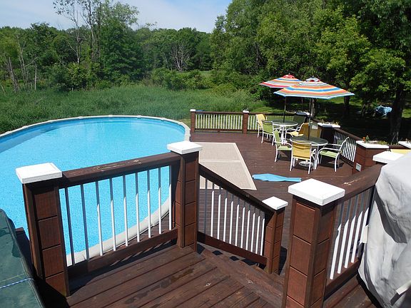 5th image of 1008 Hidden Ponds Dr