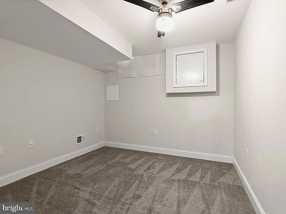 2nd image of 606 S Robinson St