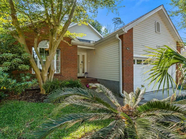 1555 China Grove Trl, Tallahassee, FL 32301