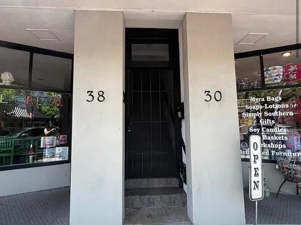 32 E Magnolia Ave #B, Eustis, FL 32726