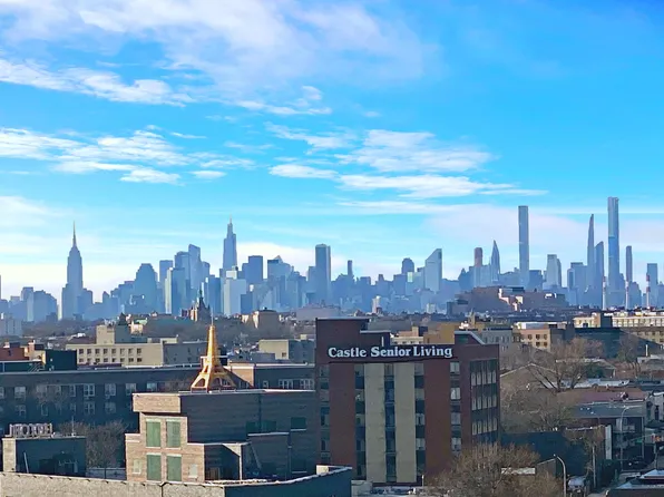 61-20 Grand Cent Parkway image 2 of 3