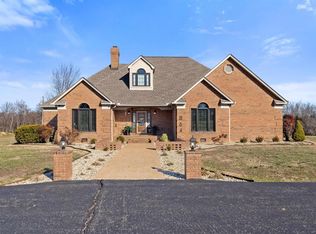 864 Pleasant Grove Rd, Hazel, KY 42049