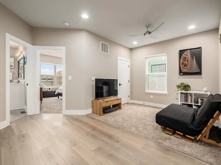2nd floor loft