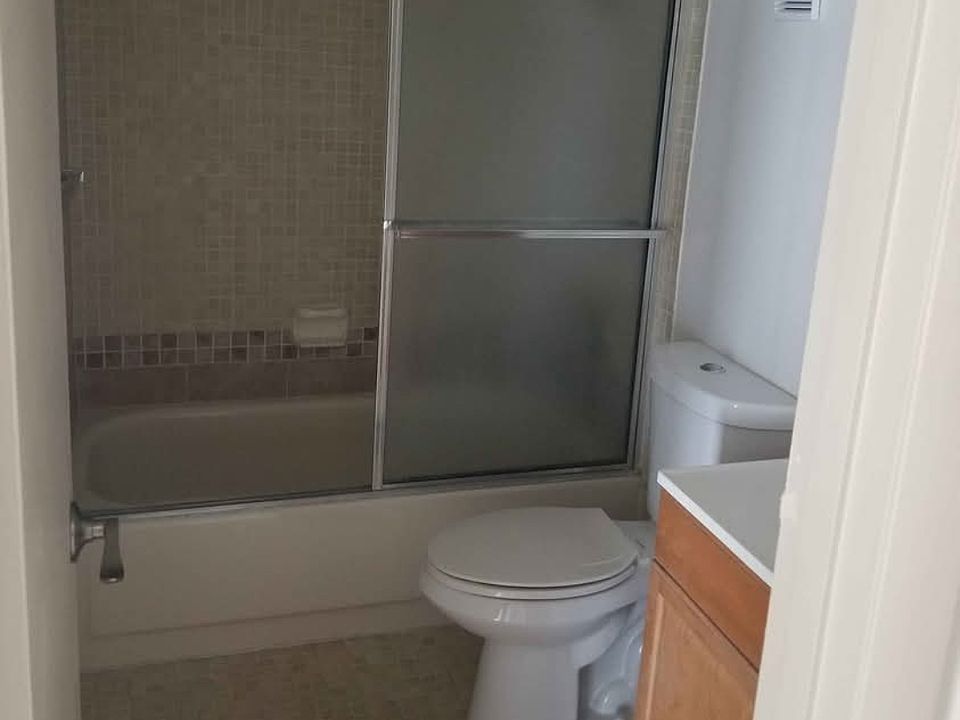 1st image of 9190 Fontainebleau Blvd APT 402