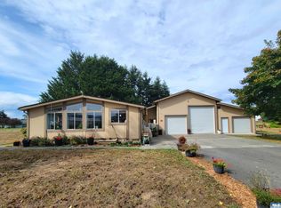 144 Lois Ln, Sequim, WA 98382