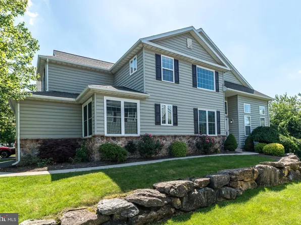 1501 Lexington Way, Morgantown, PA 19543