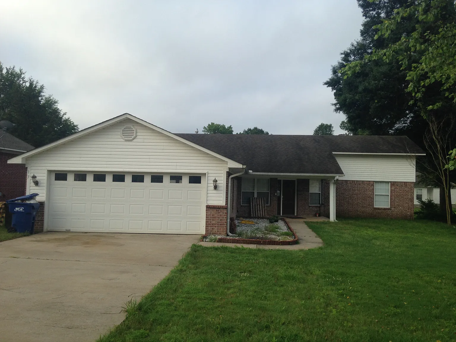 3 bed, 1563 sqft, $1,250 — Photo 1