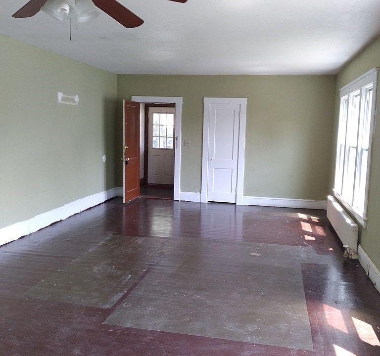 45 Forest St Chicopee, MA, 01013 Apartments for Rent Zillow