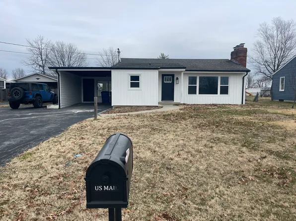 727 Lake Dr, Herculaneum, MO 63048