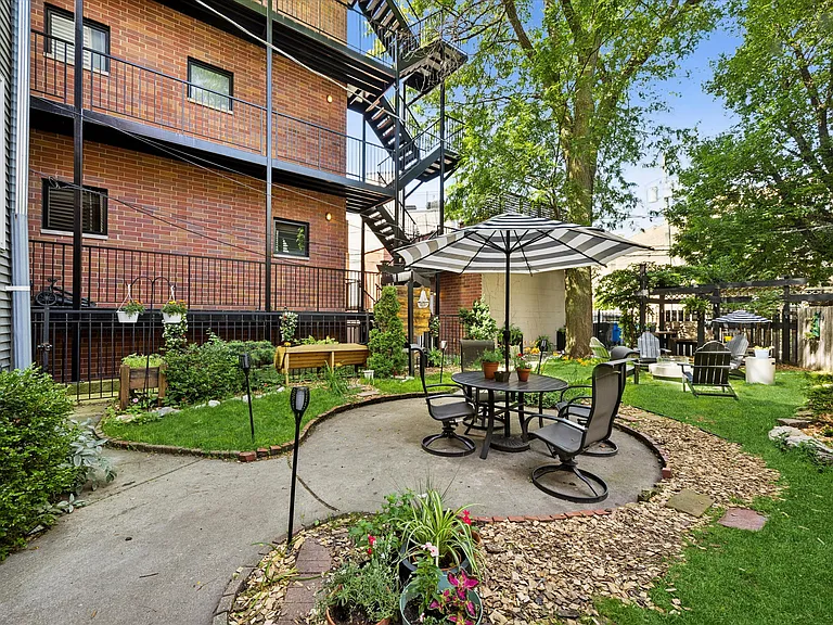 2734 N Seminary Ave #1A — Photo 21