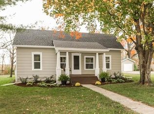 306 S Main St, Spring Hill, KS 66083