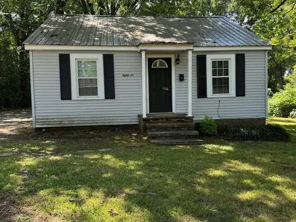 86 H C Walton Dr, Jackson, TN 38301