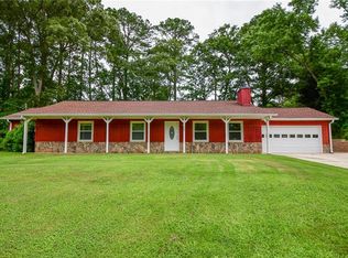 125 Point View Ct, Tyrone, GA 30290
