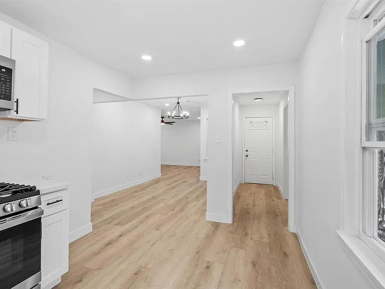5023 Cosby St — Photo 15