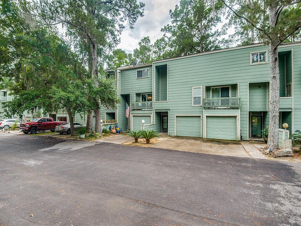 1st image of 154 Villa Way