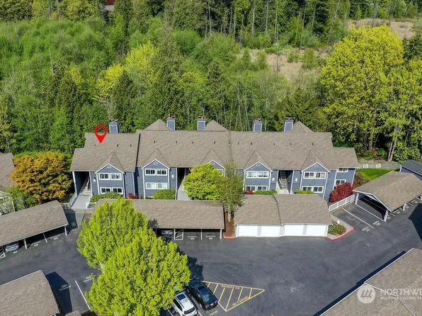 12611 109th Court NE #J201, Kirkland, WA 98034