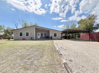 539 E 3rd St, Hico, TX 76457