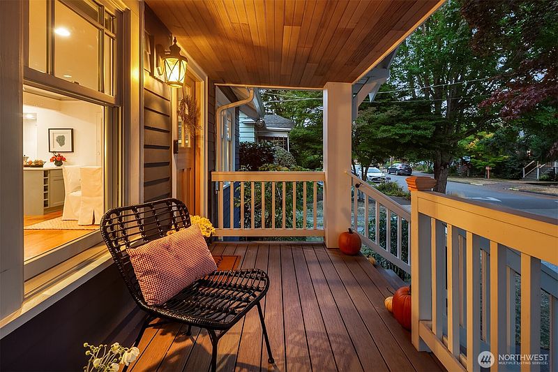 4th image of 336 N 83rd Street