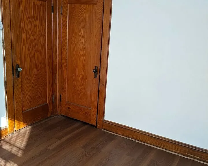 946 Elizabeth Ave #2 — Photo 3