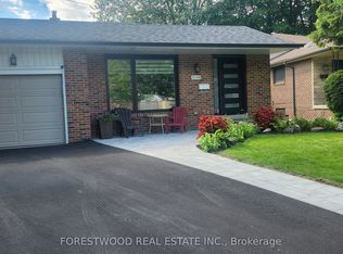 2185 Wyton Ct, Mississauga, ON L4Y1X3