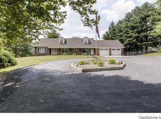 341 S Farmingdale Rd, New Berlin, IL 62670