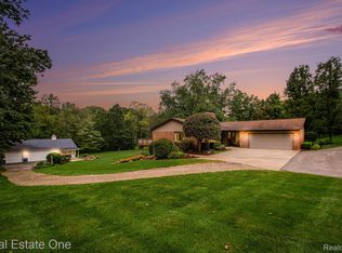 68079 Dequindre Rd, Oakland, MI 48363