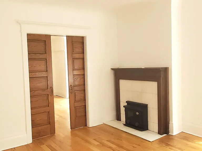 1 Maynard Ave #1 — Photo 30