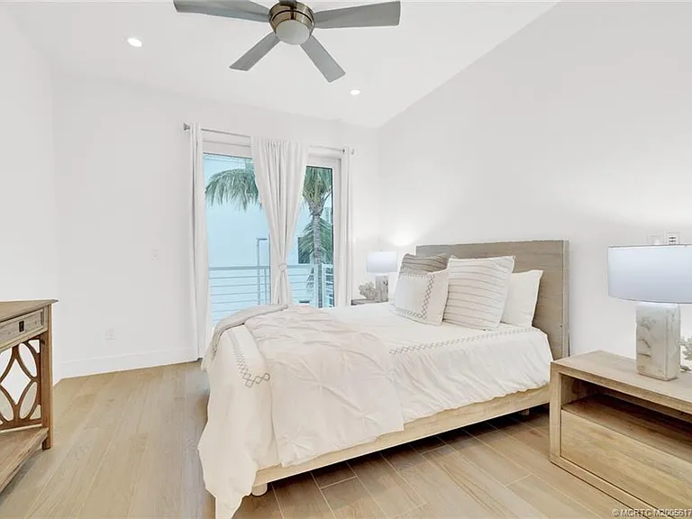 104 Water Club Ct N #18 — Photo 32
