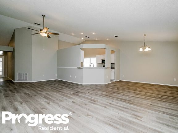 3rd image of 10610 Walker Vista Dr