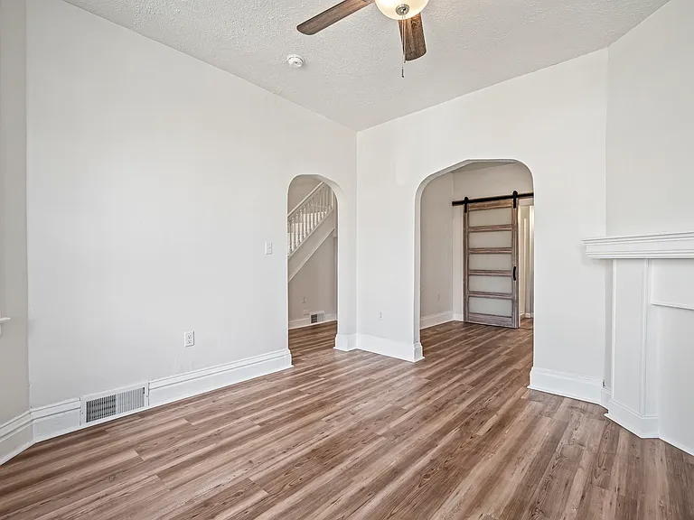 7324 Schley Ave — Photo 8