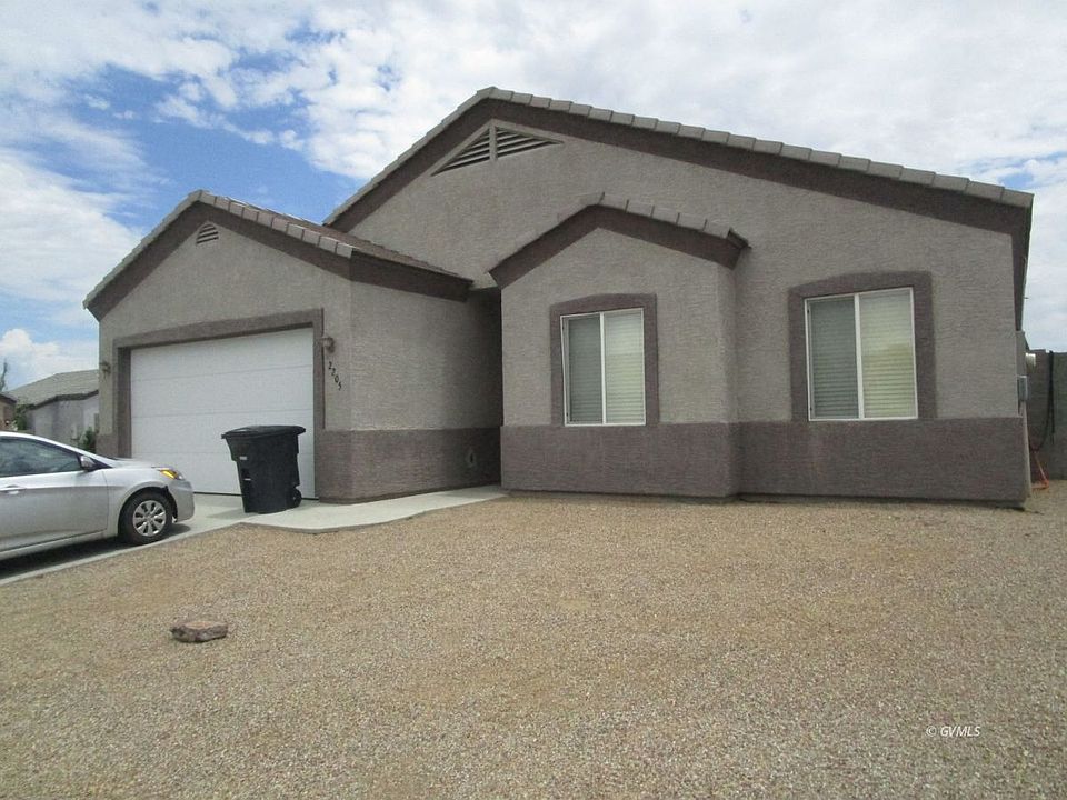 2nd image of 2205 S Mason Way