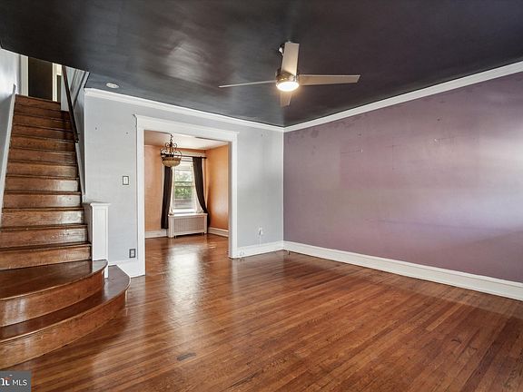 2nd image of 6619 N Fairhill St