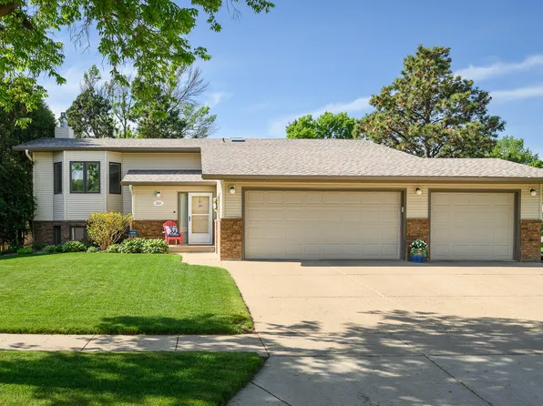 3626 Hackberry St, Bismarck, ND 58503