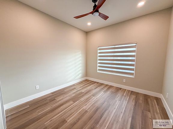 5th image of 4501 Juniper Dr #A